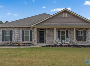 285 Dinner Tree Sq, Huntsville, AL 35811