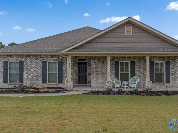 285 Dinner Tree Sq, Huntsville, AL 35811