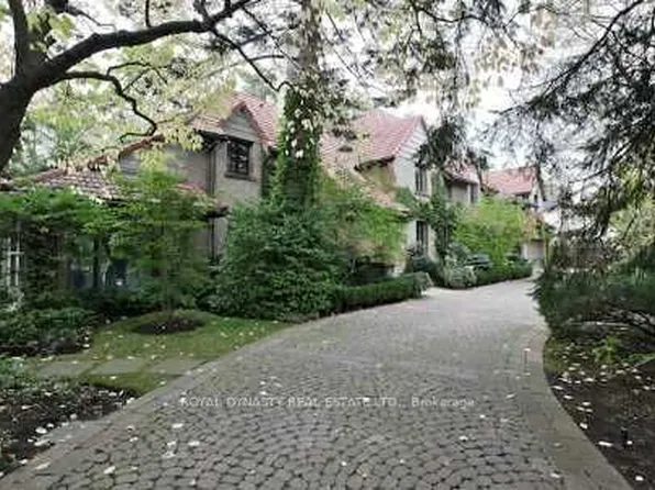 48 Old Yonge St, Toronto, ON M2P 1P7