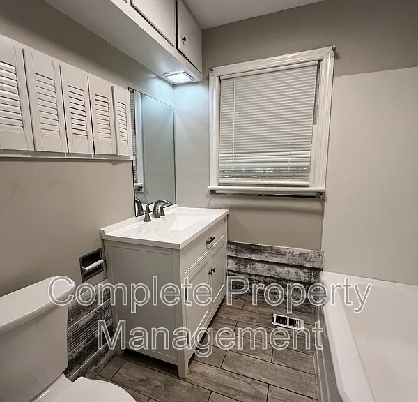 603 Camp Ct — Photo 6