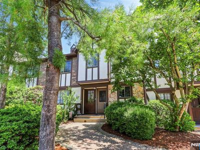 203 Mark Twain Way, Mahwah, NJ, 07430