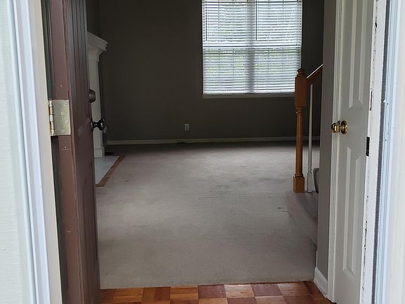 3rd image of 7714 W 148th St