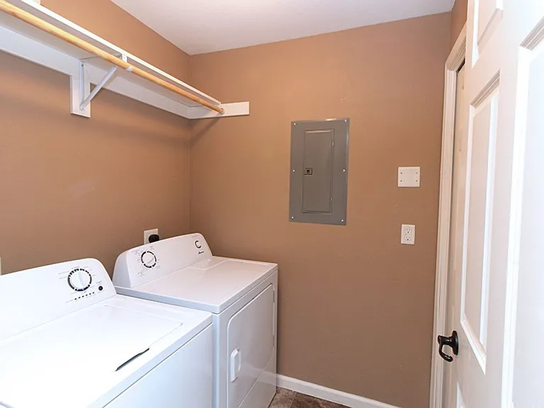 Bridgeview Bay Condos — Photo 19