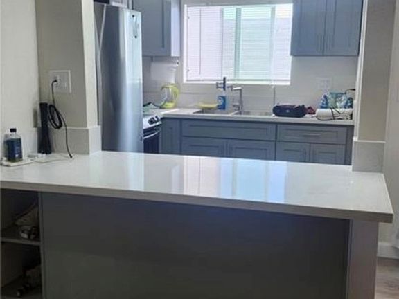 5th image of 330 N Howard St APT 212