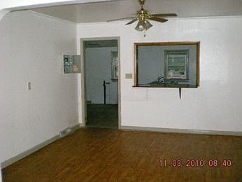 2nd image of 10486 Poplar St