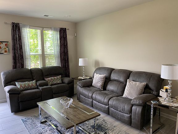 5th image of 5110 Berkley Mill Dr #1