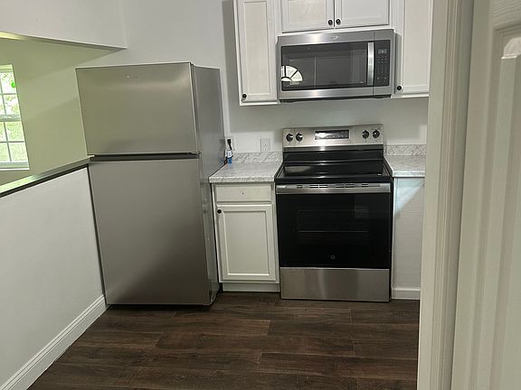 5th image of 1607 James St