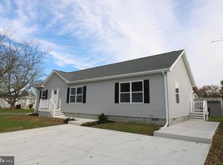 5 Welch Dr E, Dover, DE 19901