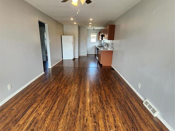 5th image of 159 River City Blvd