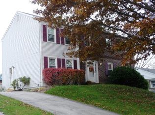 747 W Rolling Rd, Springfield, PA 19064