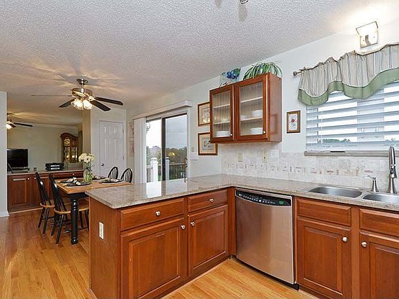Seller has upgraded and replaced all appliances 