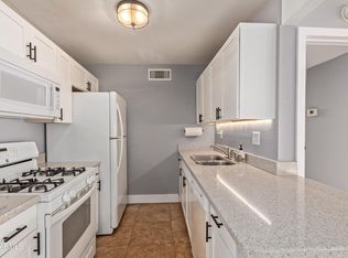 3828 N 32nd St UNIT 102, Phoenix, AZ 85018
