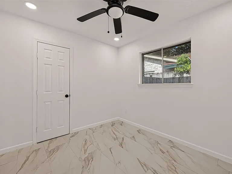 16619 Tibet Rd — Photo 23
