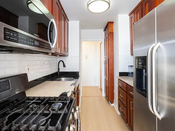 500 Central Avenue image 28 of 50