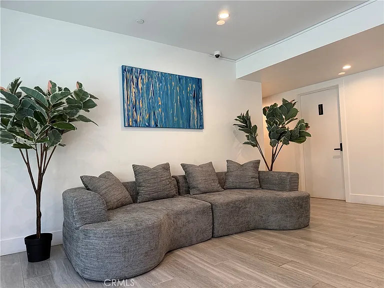 5654 La Mirada Ave — Photo 8