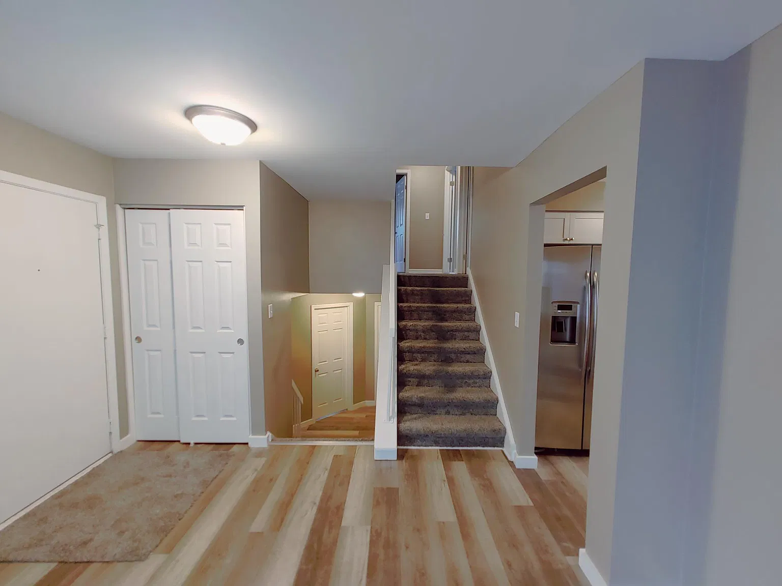 159 Tilden Ln — Photo 2