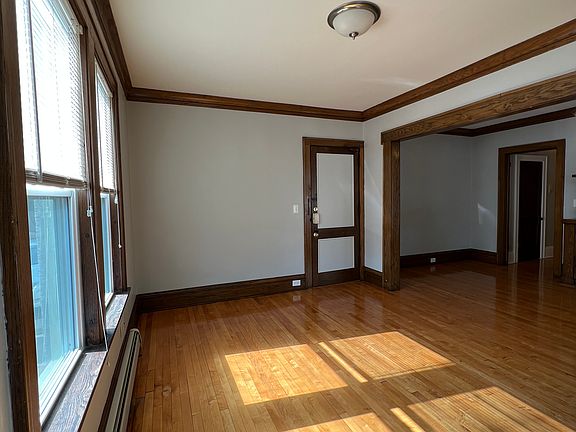 3rd image of 3735 Harriet Ave APT 3