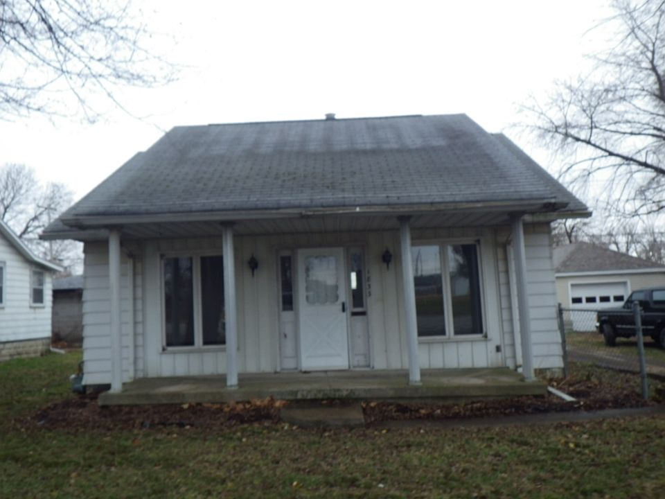 1st image of 1833 Cherrywood Ave