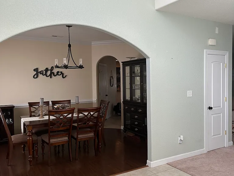 501 King Ct — Photo 32