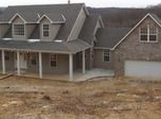 7067 Fawn Woods Dr, House Springs, MO 63051