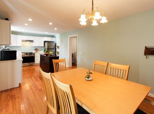 1B Pelham St, Worcester, MA 01609