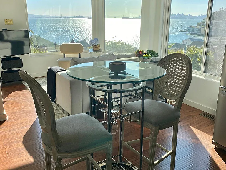 Kitchen table to living room