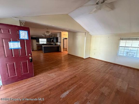 3rd image of 4899 Merlin Cir