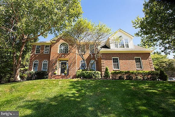 1st image of 4 Talley Ct
