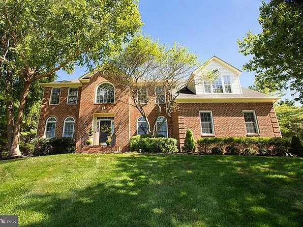 4 Talley Ct, Gaithersburg, MD 20878
