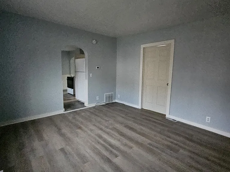 315 W Thomas St #2 — Photo 4