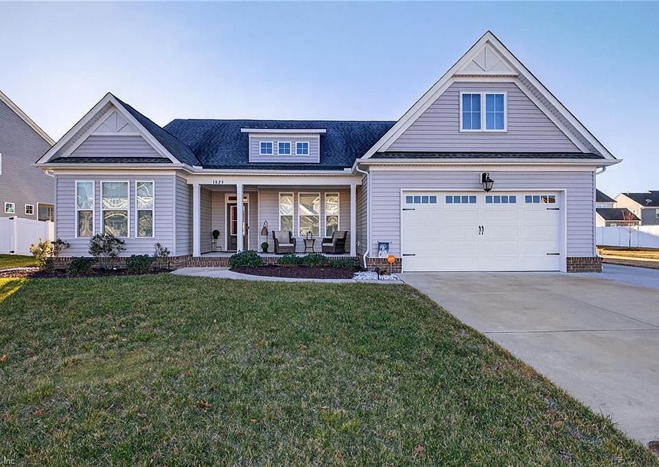 1st image of 1825 Carrera Rdg