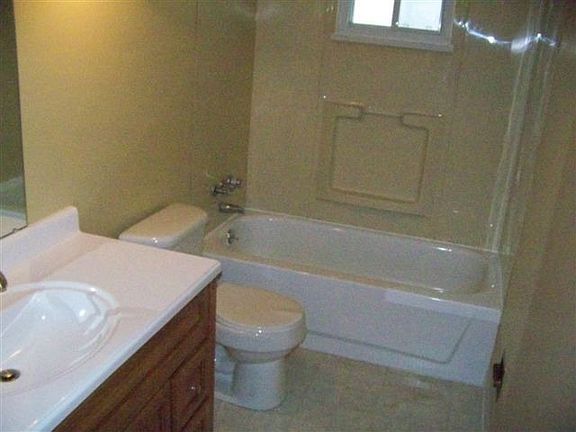5th image of 6073 Slater Dr