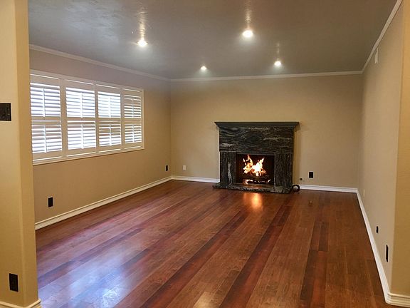 2nd image of 4272 Olive Ave