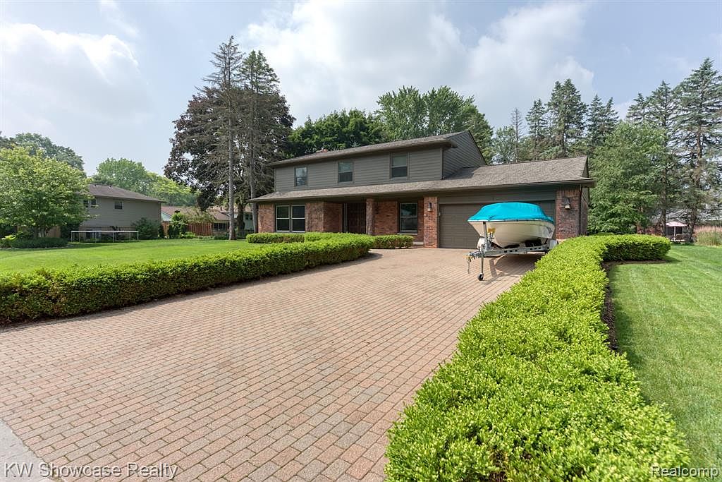 2872 Walmsley Circle Dr, Lake Orion, MI 48360 Zillow