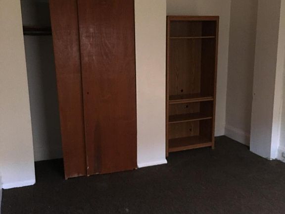 2nd image of 408 N 32nd St #1R