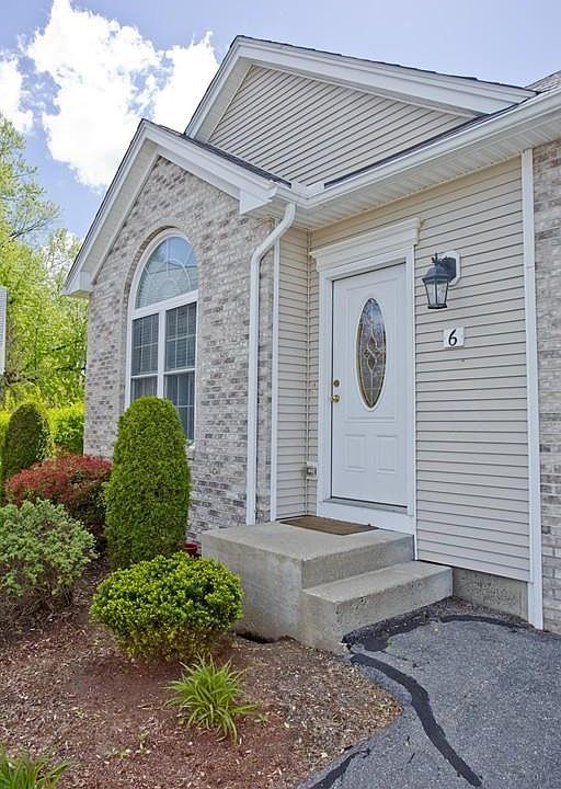 1st image of 6 Wynnfield Cir