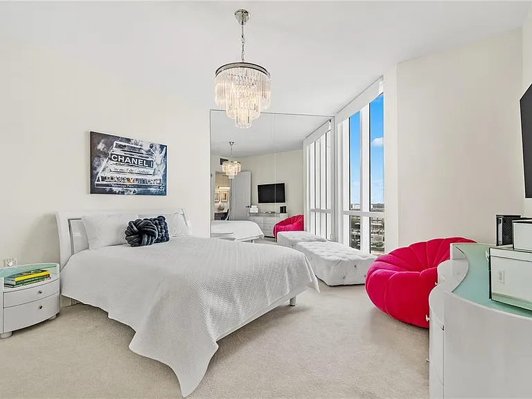 331 Cleveland St #1103 — Photo 36