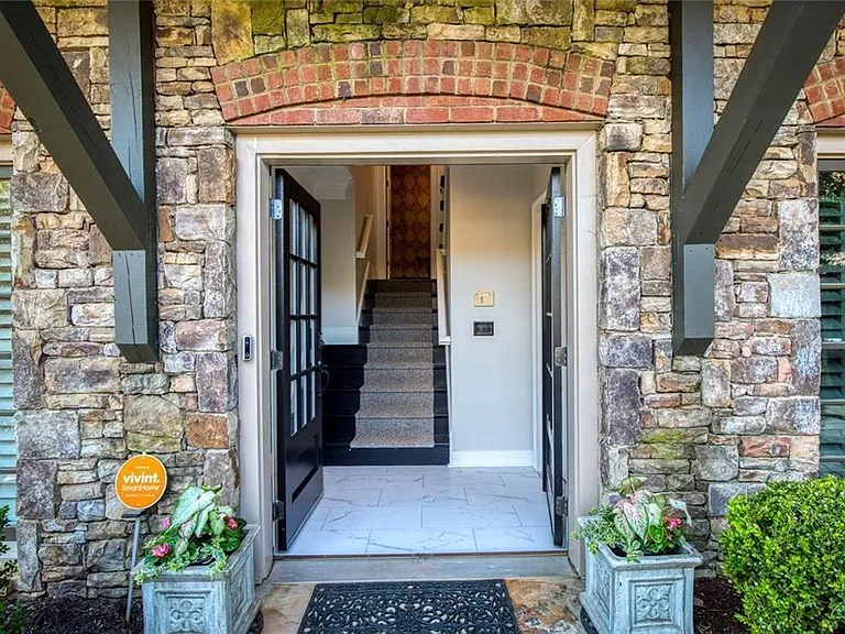 100 Founders Mill Ct — Photo 15