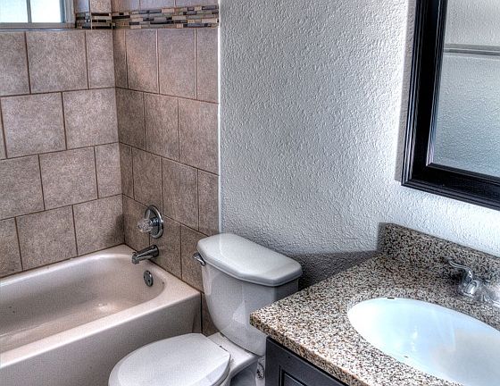 4th image of 3960 W Pine Blvd APT C