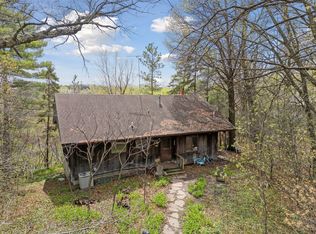 321 Townes Ln, Wayzata, MN 55391