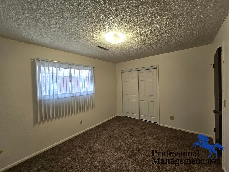 809 N 16th St #7 — Photo 6