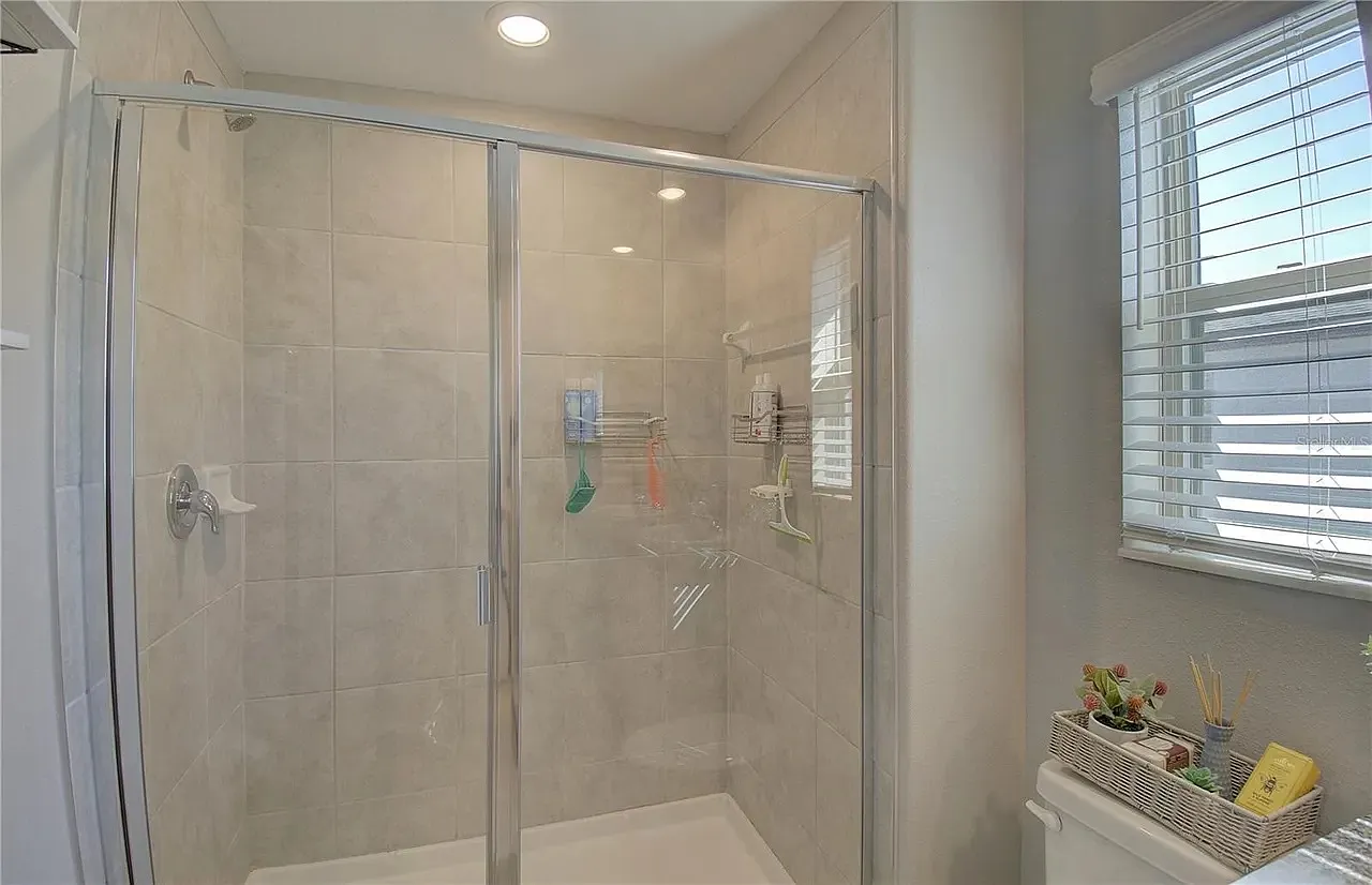 2 bed, 1541 sqft, $2,200 — Photo 4