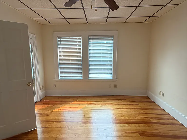 92 Granville Ave #1 — Photo 16
