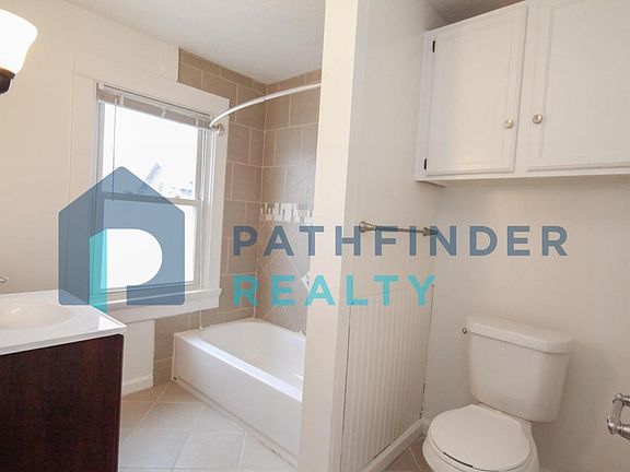 4th image of 28 E Bruce Ave #28