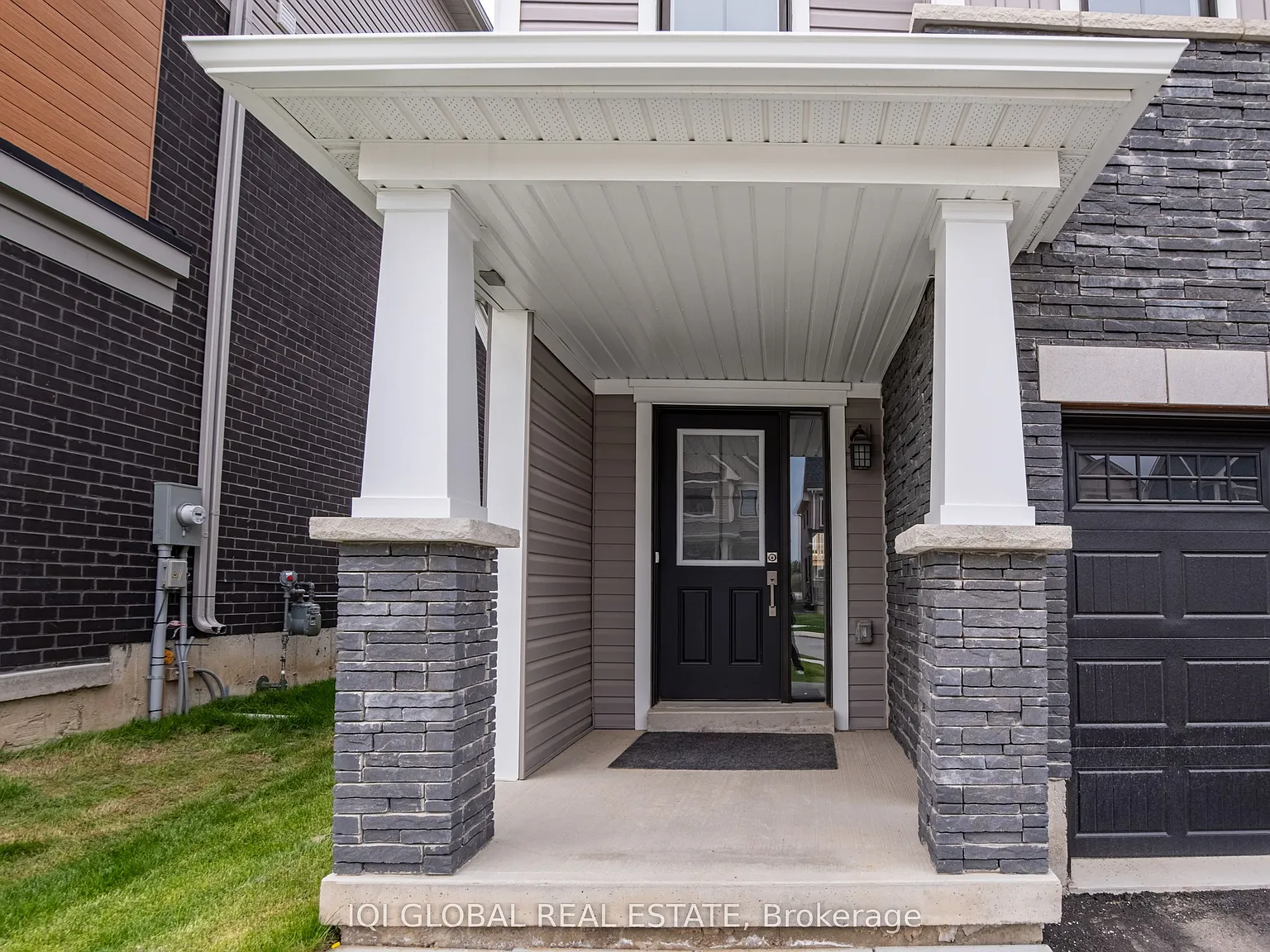 3 bed, $2,399 — Photo 4