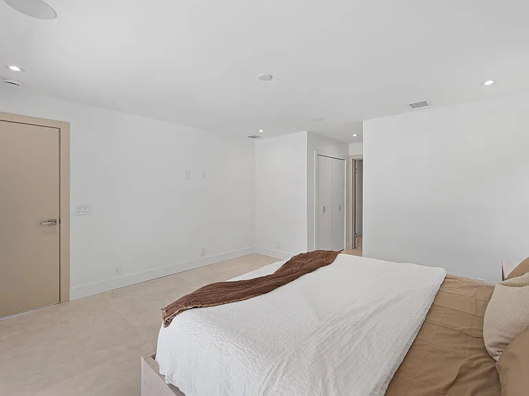 1291 Bimini Ln — Photo 16