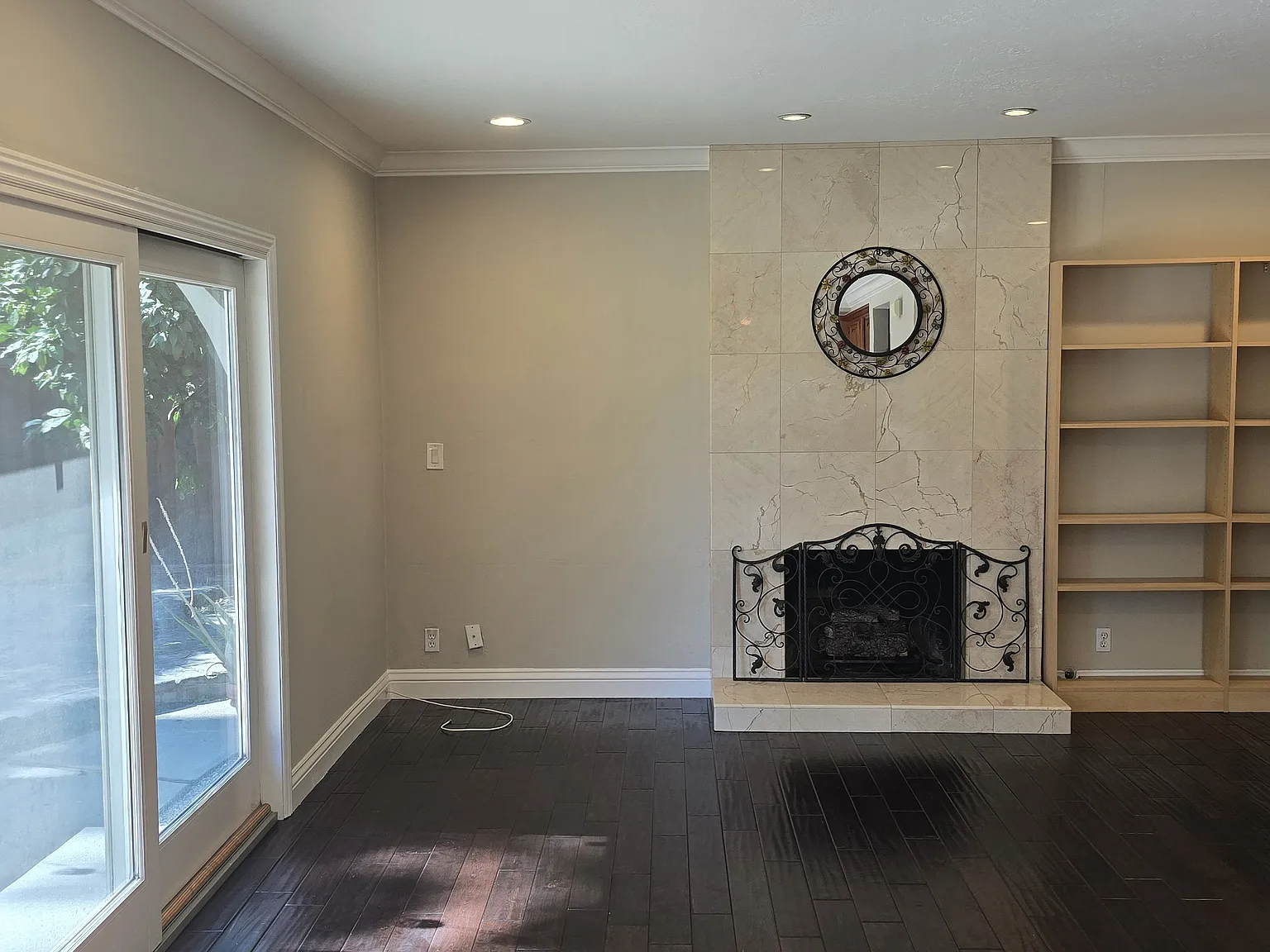 4 bed, 2630 sqft, $6,200 — Photo 3