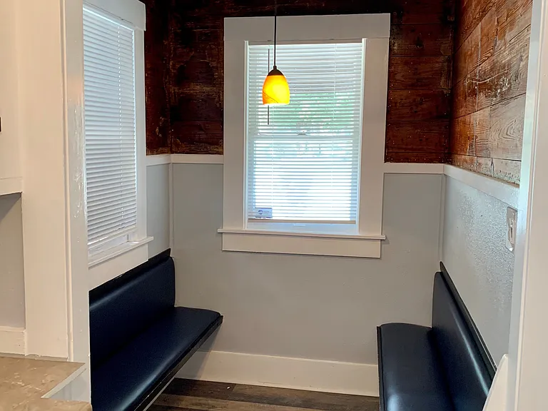 Breakfast nook