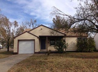 310 Center St, Garden City, KS 67846