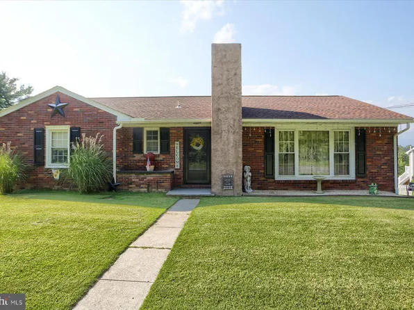 2701 Tunnel Hill Rd, Lebanon, PA 17046